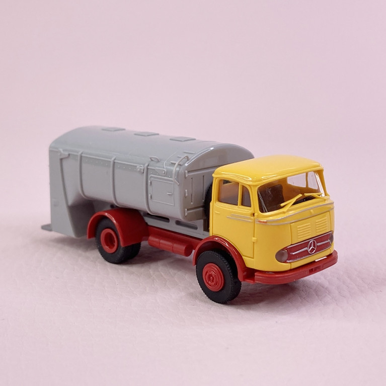 Camion Poubelles, Mercedes LP328 - BREKINA 48046 - HO 1/87