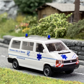 Ambulance "Vallée de Chamonix" - AWM / SAI 2799 - HO 1/87