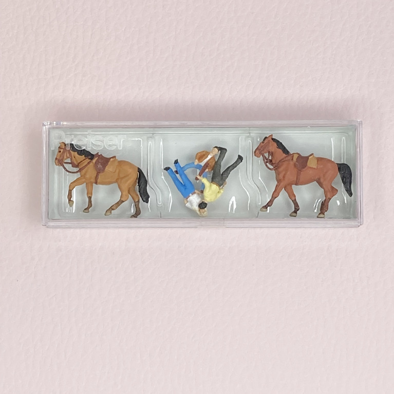 Personnages + 2 chevaux, Equitation - PREISER 10500 - HO 1/87