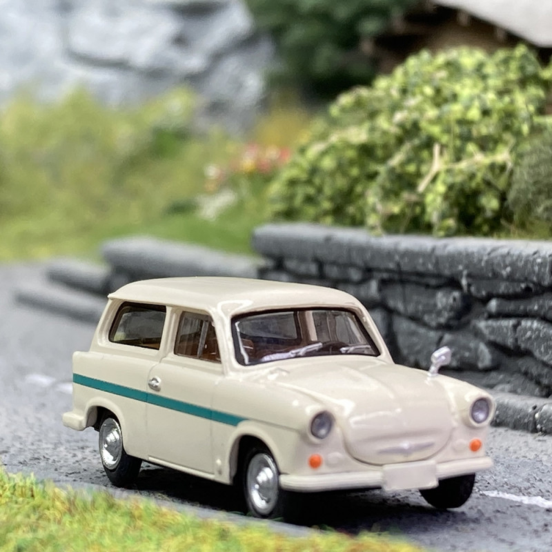 Trabant P 50 Kombi Crème / Vert - BREKINA 27560 - HO 1/87