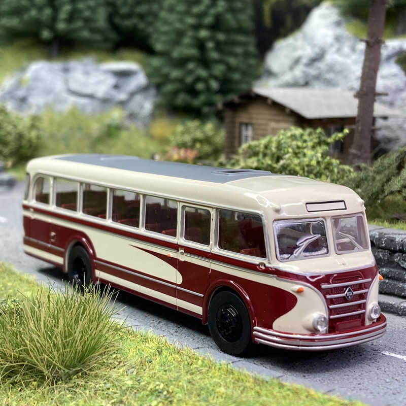 Bus IFA H6 B, Crème / Bordeaux - BREKINA 59852 - HO 1/87