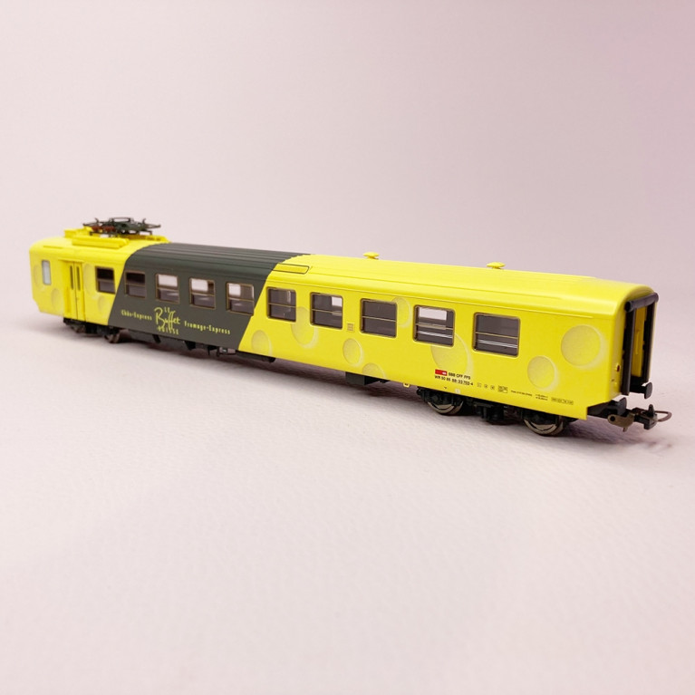 Voiture restaurant EW I unifiée "Le buffet Suisse" SBB, Ep V - PIKO 96796 - HO 1/87