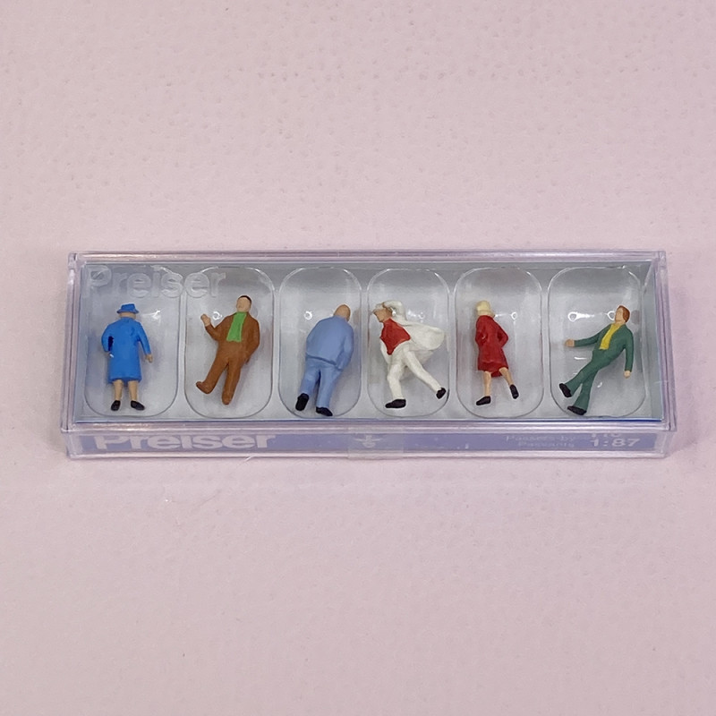 Passants (x6) - PREISER 14024 - HO 1/87