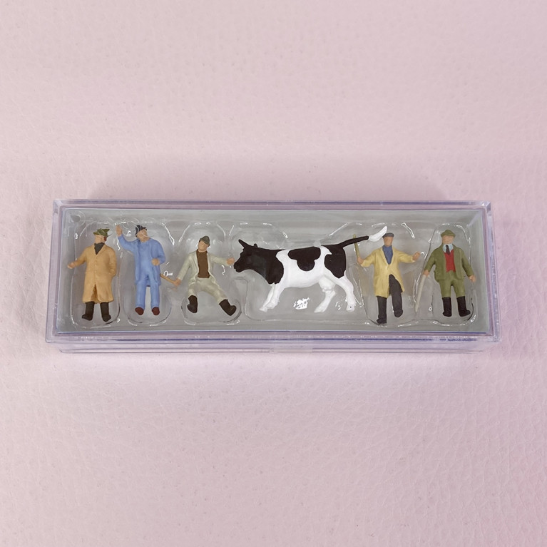 Vendeurs de bétail + Vache - PREISER 14039 - HO 1/87