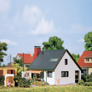Auhagen Modelle für Gewerbliches und geschäftliches Treiben in H0 ✓ hier klicken
