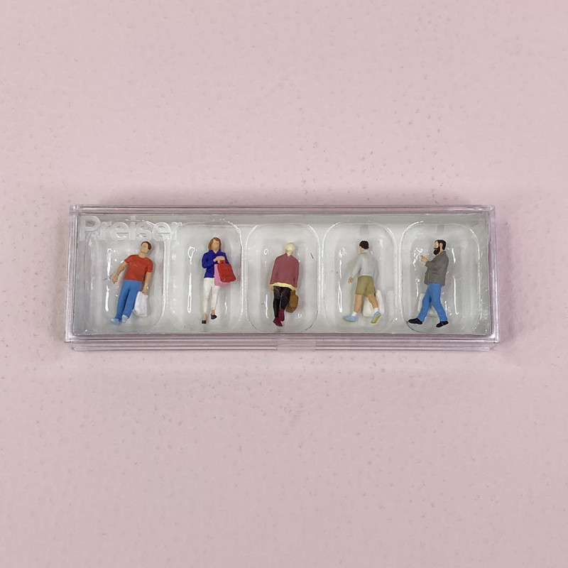 Personnages faisant du Shopping - PREISER 10673 - HO 1/87