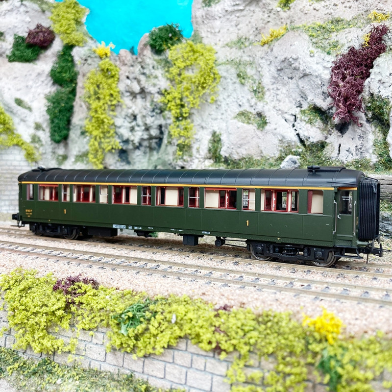 Voiture métallisée Ex-PLM, A7 1CL, Sncf, Ep IIIb - REE VB454 - HO 1/87