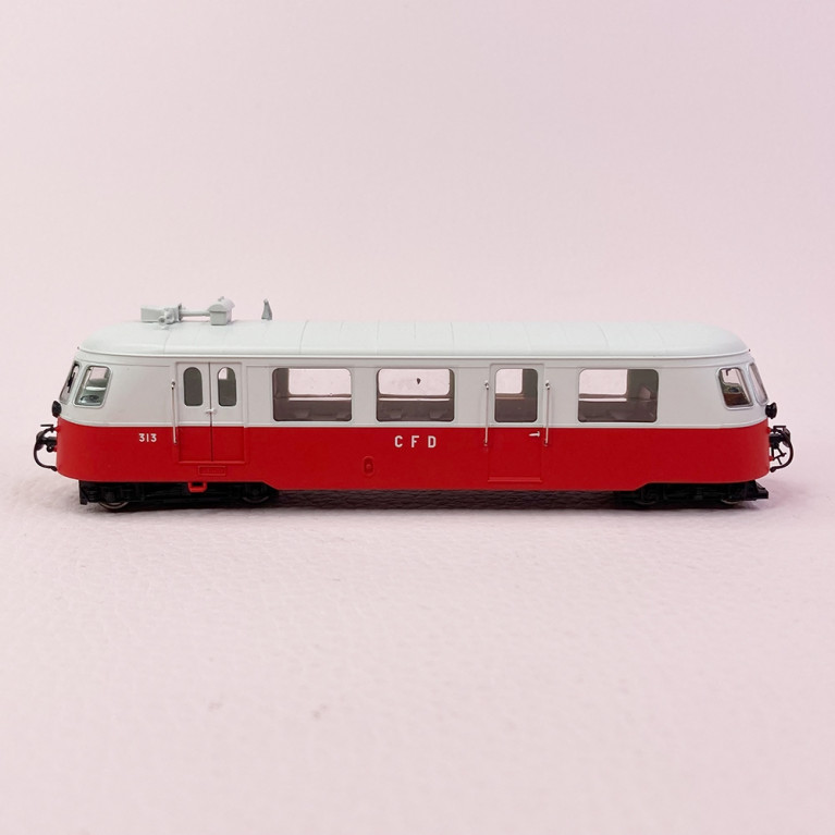 Autorail Billard A80d 313 2 phares CFD, Ep III - REE VM001 - HOm et HOe 1/87