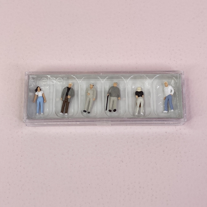 Passants (x6) - PREISER 10117 - HO 1/87