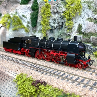 Locomotive vapeur class 18 405 DB digital son 3R , Ep III - ROCO 78249 - HO 1/87