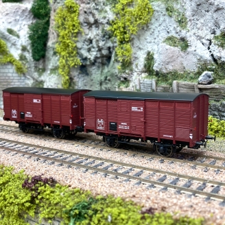 2 wagons couverts primeur 10T rouge Sideros type 2, PLM, Ep II - REE WB743 - HO 1/87