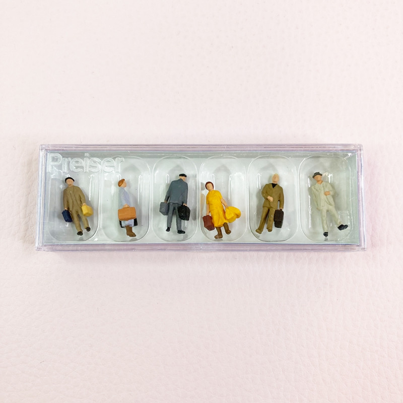 6 voyageurs avec valises - PREISER 14019 - HO 1/87
