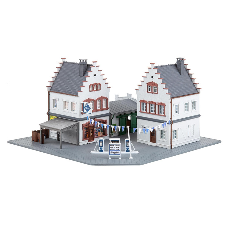 Station Service ARAL  / Garage, "Hesselbach" - FALLER 130167 - HO 1/87