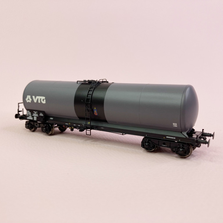 Wagon citerne ANF longue, bogie Y 23M VTG, Ep V et VI - REE WB595 - HO 1/87