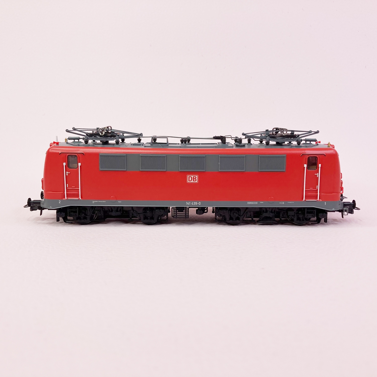 Locomotive électrique ROCO-52548 BR144 de la DB - UTM Modélisme