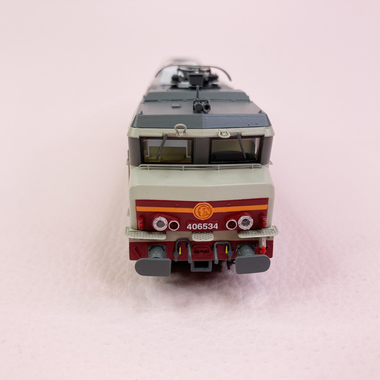 Locomotive électrique CC6534, Vénissieux, logo Casquette Sncf, Ep V et VI - LSMODELS 10330 - HO 1/87