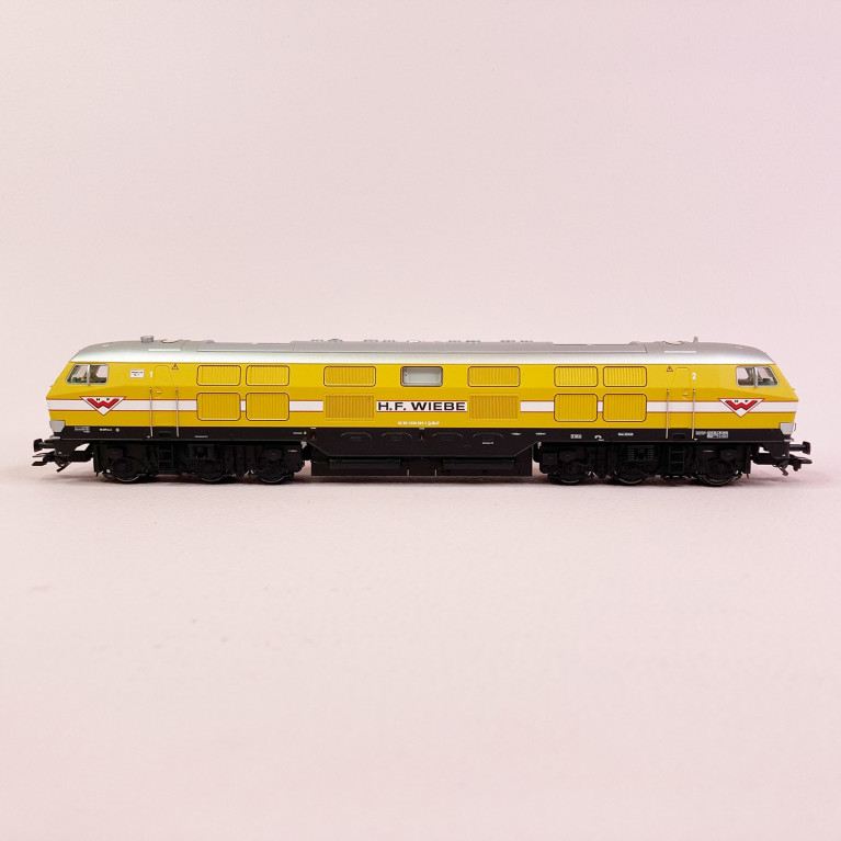 Locomotive diesel BR 320 001-1 Wiebe Holding, Ep VI Digital son - TRIX 22434 - HO 1/87