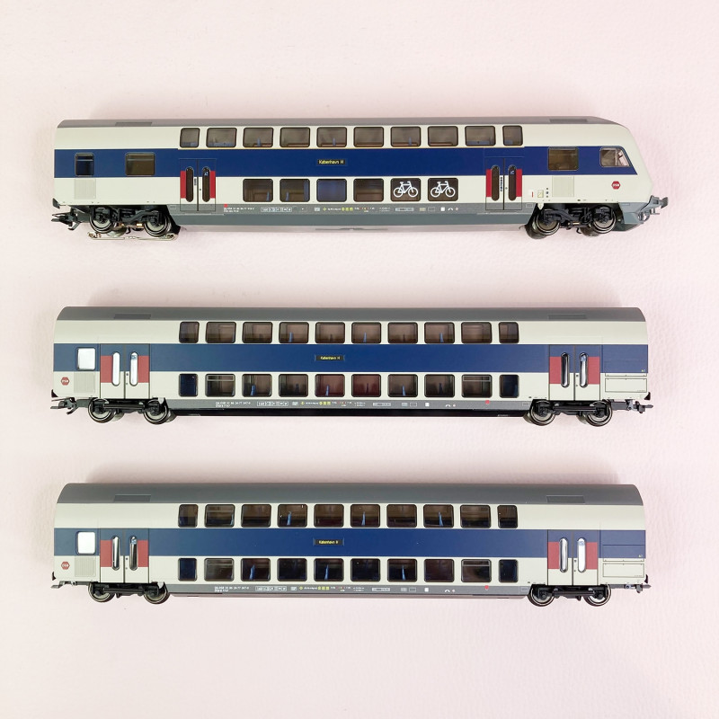 3 voitures à 2 étages 2CL, 1/2CL et pilote, DSB, Ep VI - MARKLIN 43599 - HO 1/87