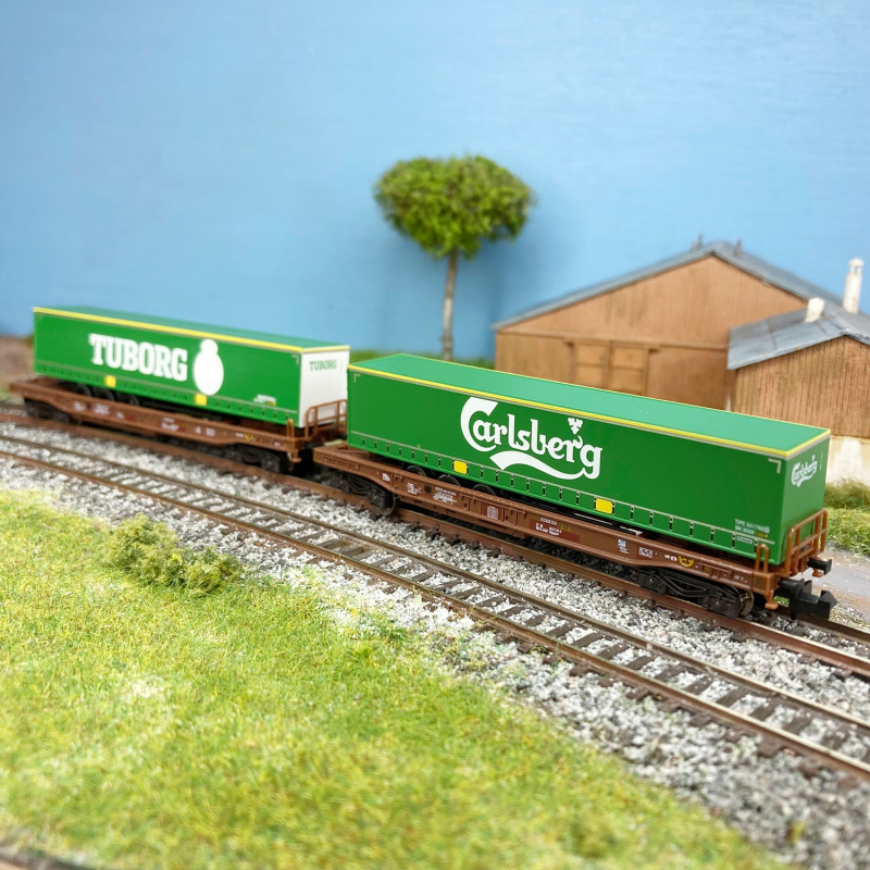 2 wagons poche Sdgmns 33 "Carlsberg et Tuborg" AAE, DB SR, Ep VI - MINITRIX 18718 - N 1/160-