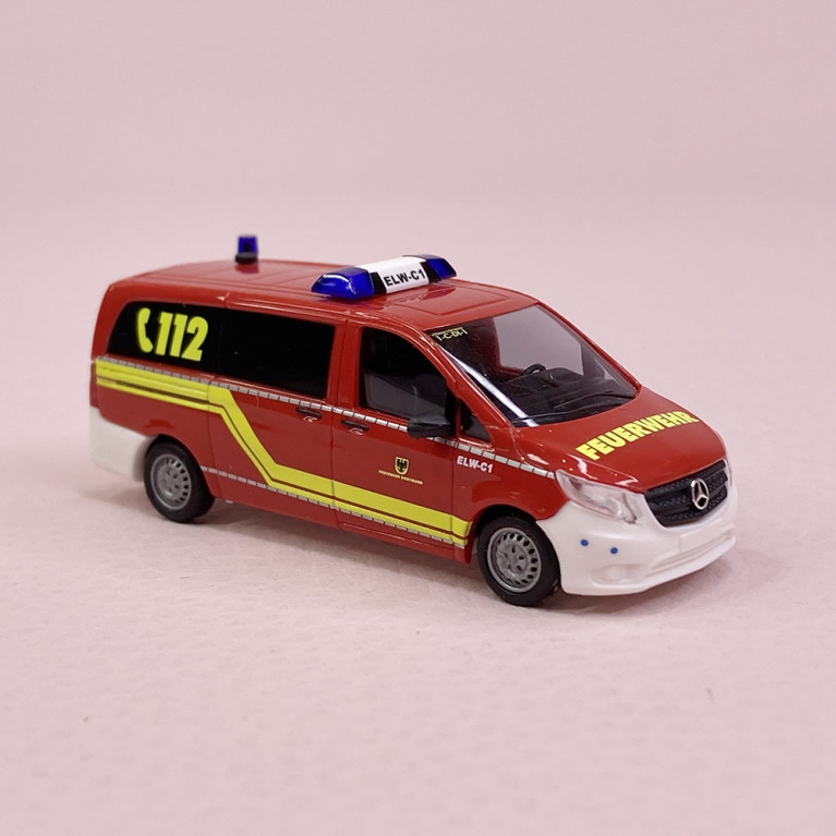 Mercedes Vito Pompiers "Dortmund" - BUSCH 51181 - HO 1/87