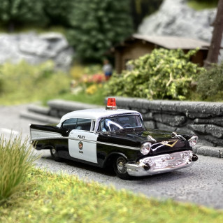 Chevrolet Bel Air 1957 "Police de Los Angeles" - BUSCH 45019 - HO 1/87