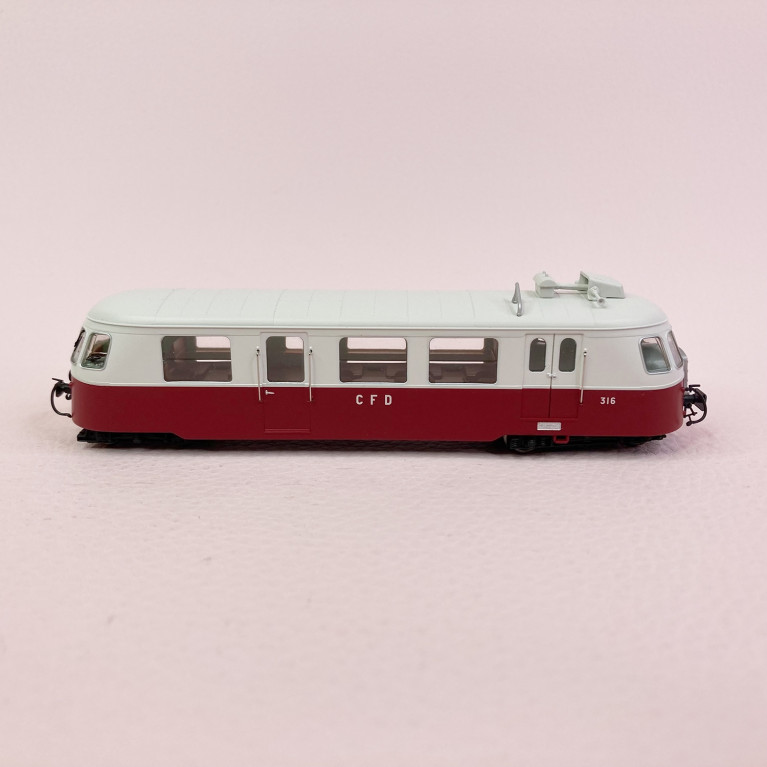 Autorail Billard A80d 316, 1 phare CFD, Ep III - REE VM006 - HOm et HOe 1/87