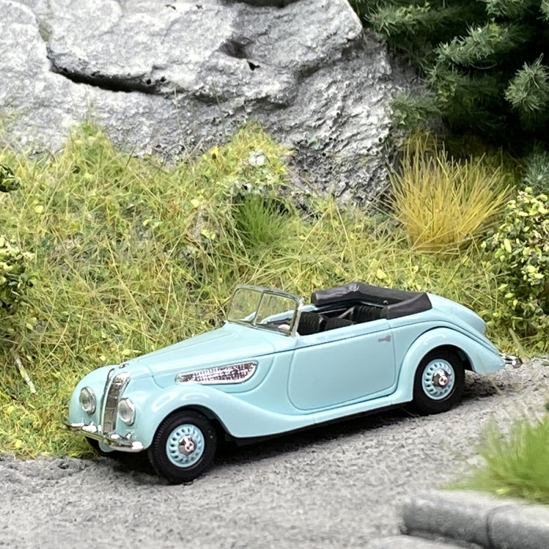 EMW Roadster Cabriolet 327, Bleu ciel - BUSCH 40289 - HO 1/87