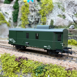 Roco Güterzuggepäckwagen Pwgs 41, DR, Ep. IV (74225) ab € 44,50
