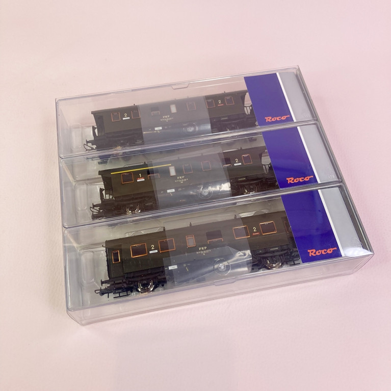 3 voitures (ex-DRG) type ABi, Bi, 2CL/1CL, PKP, Ep IV - ROCO 74019 - HO 1/87
