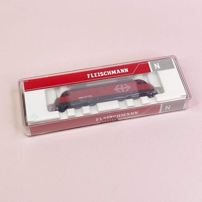 Locomotive électrique Re 460 068-0, SBB CFF FFS, Ep VI - FLEISCHMANN 731402 - N 1/160