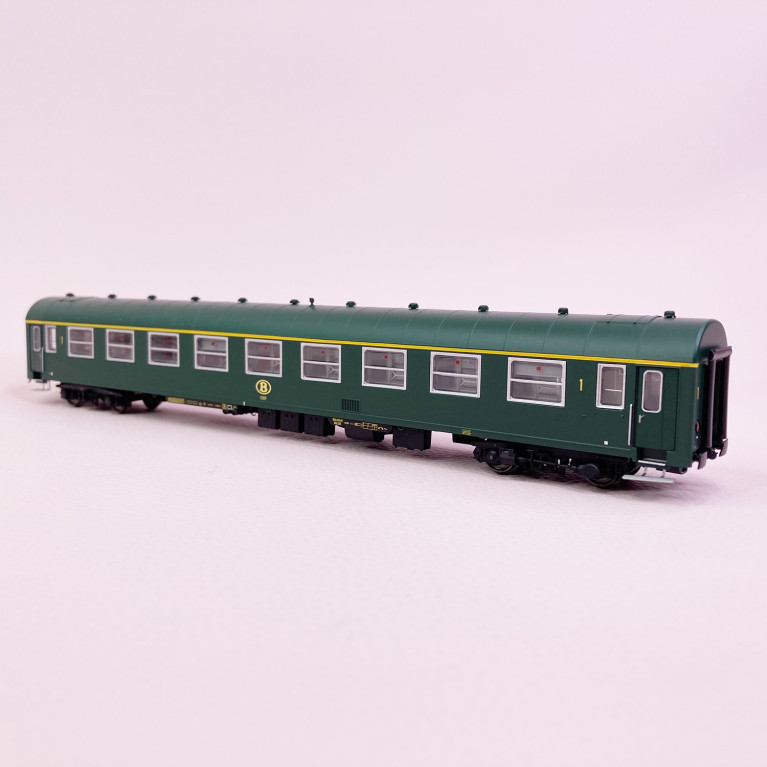 Voiture I4 A9, Express 297, Liège - Luxembourg, Sncb, Ep III - LSMODELS 42157 - HO 1/87