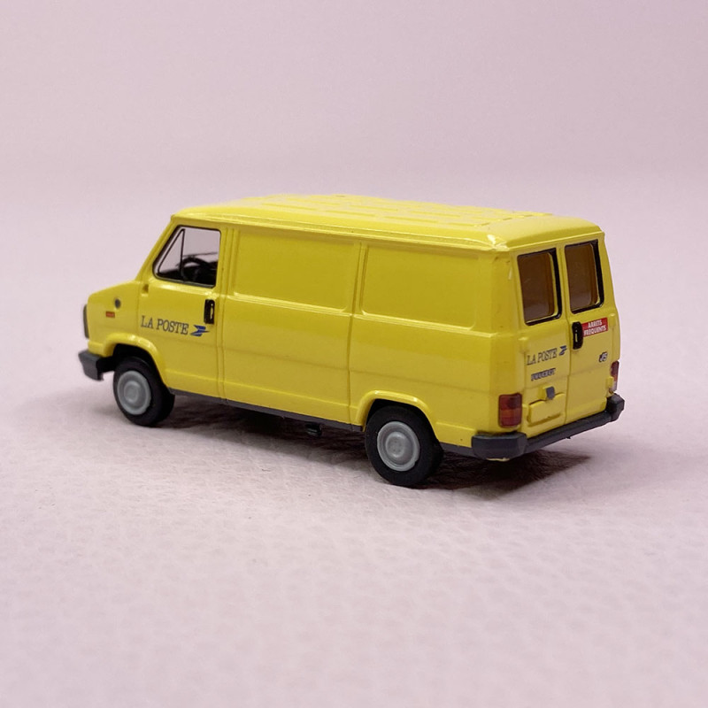 Peugeot J5 "La Poste" - BREKINA / SAI 7175 - HO 1/87