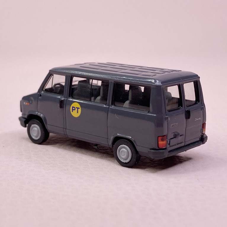 Fiat DUCATO, "PT", Gris - BREKINA 34901 - HO 1/87