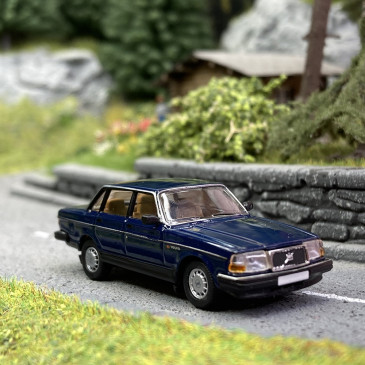 Volvo 240 Bleu foncé - PCX870416 - HO 1/87