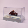 Renault 4cv rouge pourpre, personnages, galerie et valises - SAI 1730 - HO 1/87
