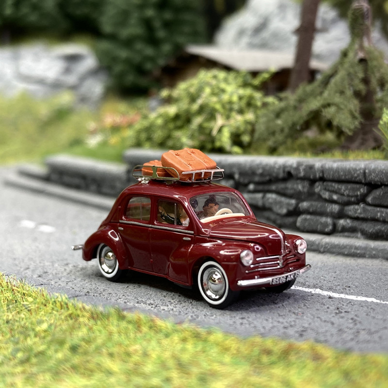 Renault 4cv rouge pourpre, personnages, galerie et valises - SAI 1730 - HO 1/87