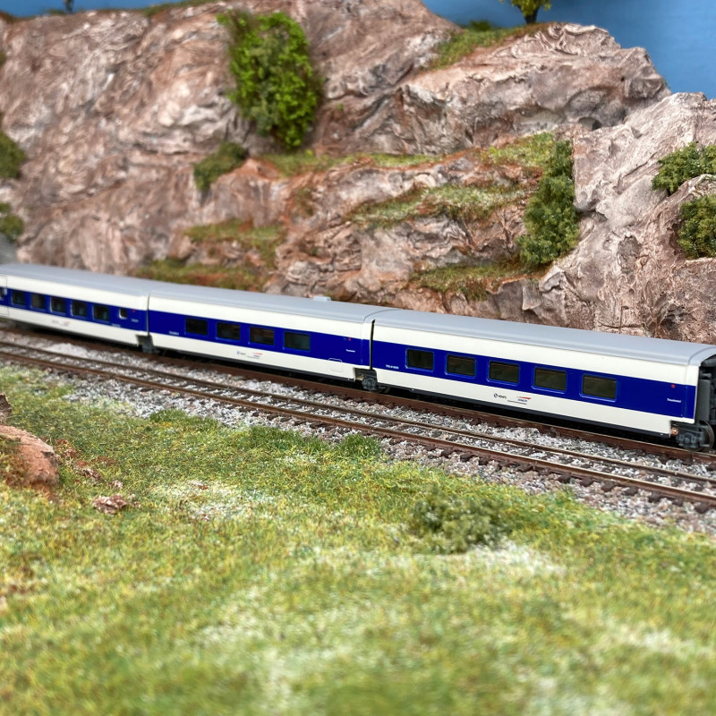 Set de 2 coches adicionales Talgo 200, 1 coche 1ª clase y 1 coche cafetería, franja azul/amarilla - ARNOLD - HN4464 - Escala N