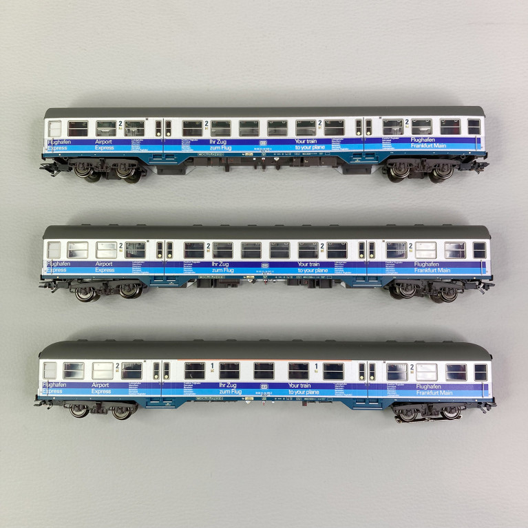 3 voitures "Airport Express" type Silberlinge, DB, EP IV - MARKLIN 43815 - HO 1/87
