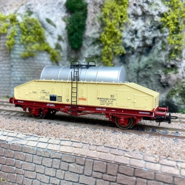 Wagon transport de lait avec plaque vierge non montées, Sncf, Ep IIId - NOVATEUR MODELES 50005 -  HO 1/87