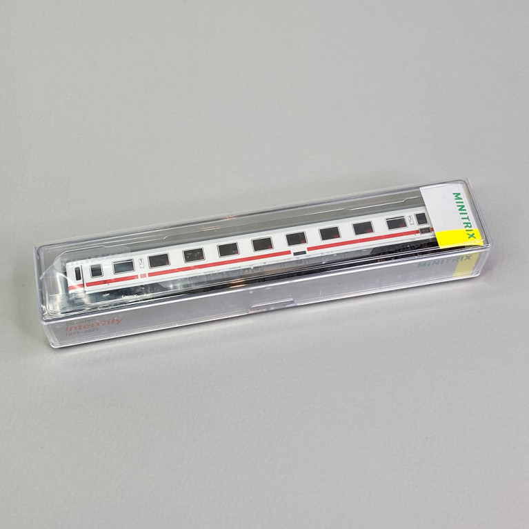 Voiture "IC 2013" train rapide 1CL Avmz 109, DB, Ep VI - MINITRIX 18416 - N 1/160