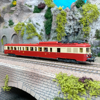 Autorail Z 7101, Avignon, toit rouge, Sncf, Ep IIId - R37 41054 - HO 1/87