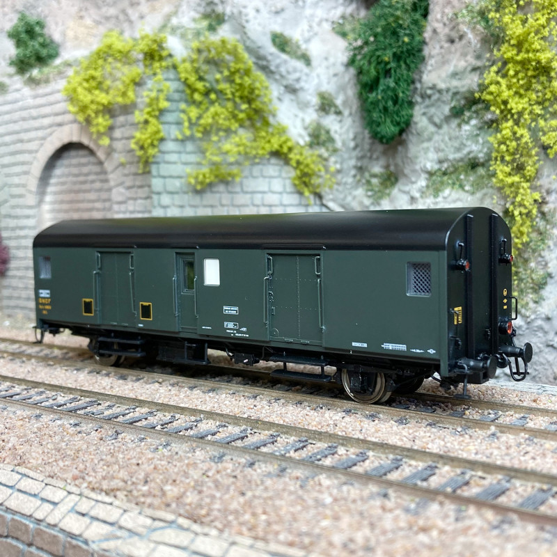 Fourgon à bagages Dqd2m, feux de fin de convoi, Sncf, Ep IIIcd - LSMODELS 30312 - HO 1/87