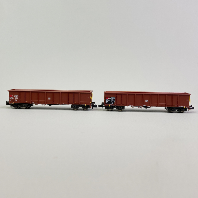 2 wagons tombereaux Eanos à bogies, SBB, Ep V - FLEISCHMANN 830252 - N 1/160