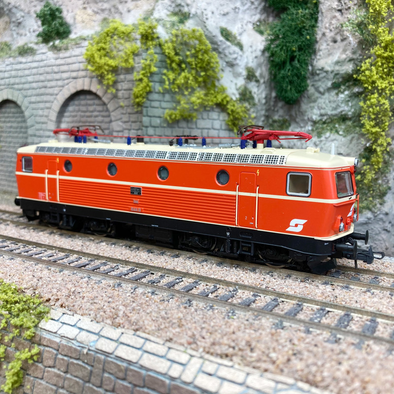 Locomotive Roco 79145 AC Digital Sound – Automotrice ÖBB 5042, époque 4, HO, Neuve