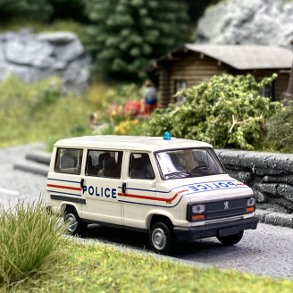 Peugeot J5 "Police" - BREKINA / SAI 7166 - HO 1/87