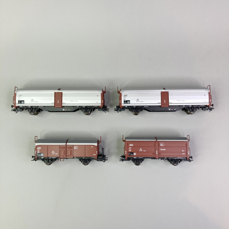 4 wagons, 2 tombereaux toit coulissant et 2 couvert parois coulissantes, DB, EP III - MARKLIN 47301 - HO 1/87