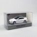 BMW M6 coupé 2015 Blanche / Carbone - MINICHAMPS 870 027300 - HO 1/87