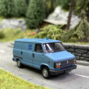 Peugeot J5 "EDF-GDF" - BREKINA / SAI 7176 - HO 1/87