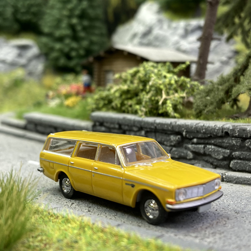 Volvo 145 Jaune Foncé - BREKINA 29469 - HO 1/87