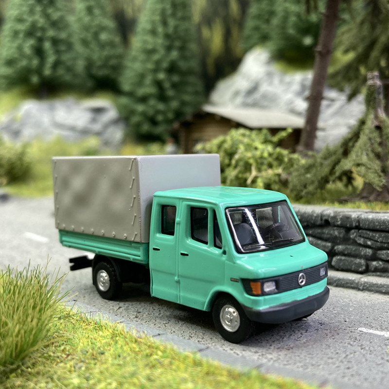 Camion Mercedes L307 D Doka, Turquoise - BREKINA 36952 - HO 1/87